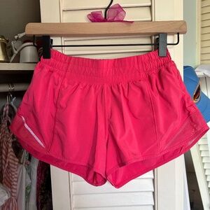 Lululemon Hotty Hot Shorts - Size 4 - Low Rise - 2.5 Inch Inseam